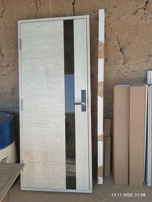 Taylor eshik razmer 210/90 xolati ideal yengi zamogi blan