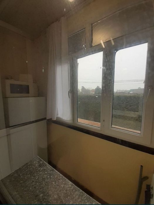 Продам квартиру в академ городке 1/2/4