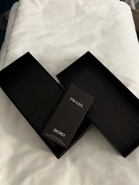 Ochelari de soare Prada