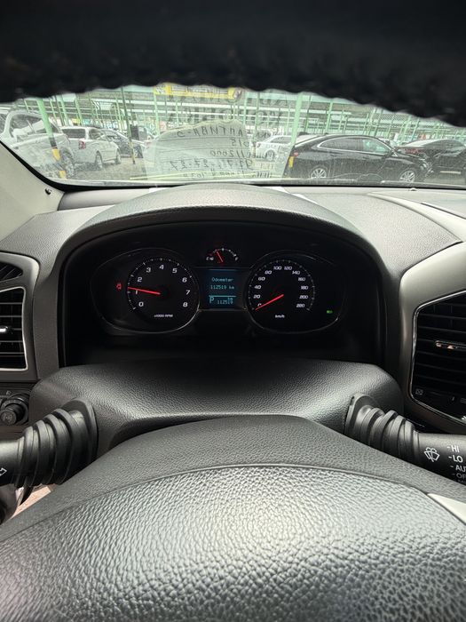 Срочно продаю Chevrolet Captiva