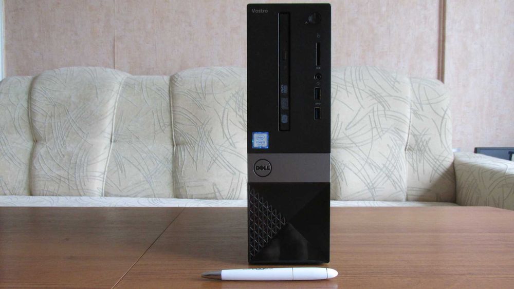 Dell SFF с Intel i3-7100,8 GB DDR4,SSD+HDD,Wi-Fi малък компютър