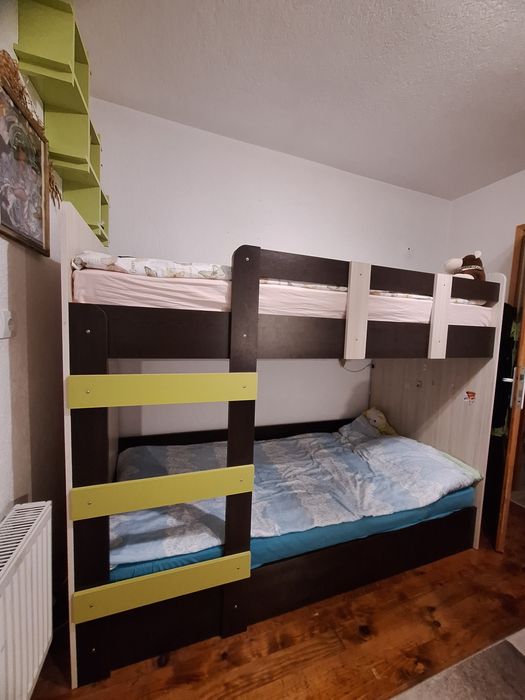 Двуетажно легло за матраци 90х200