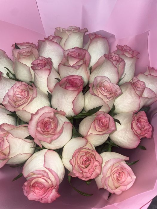 шикарный букет из роз