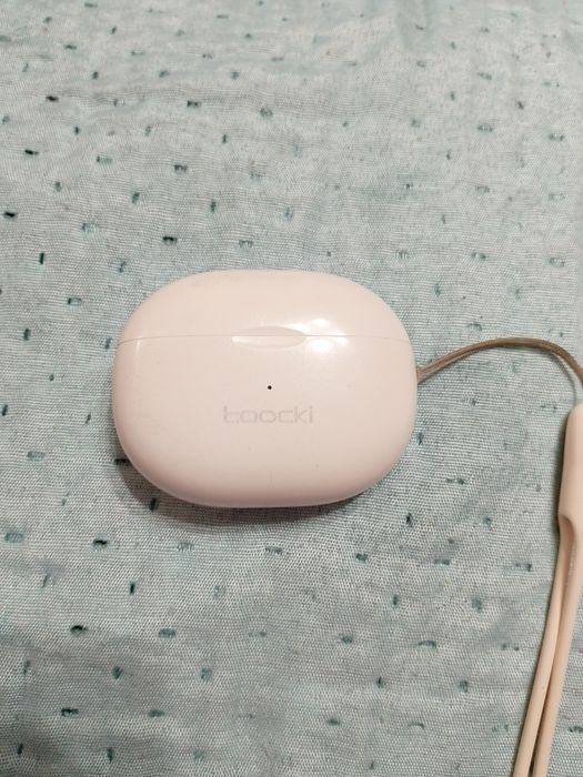 Наушники airpods беспроводные отличного качества