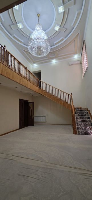 Ховли Алгоритмда 6 сотих 12 та хона Гулистон Махаллада. Уч-тепа