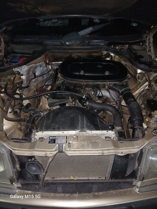 Мерседес Бенз Е230 2.3 сатылады