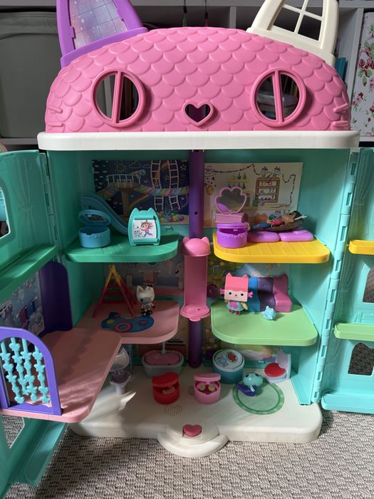 Casuta Gabby Dollhouse