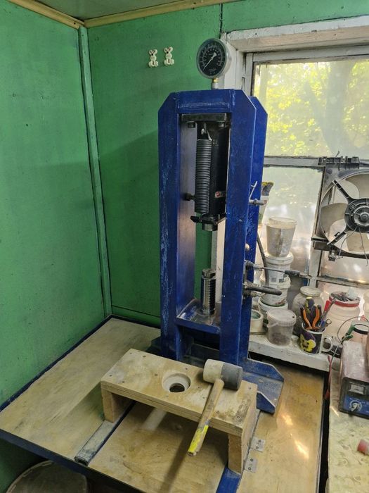 Гидравлический пресс на 20тонн