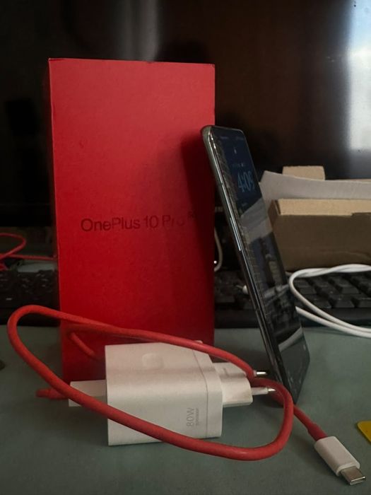 One plus 10 pro(СМОТРЕТЬ ФОТКИ)