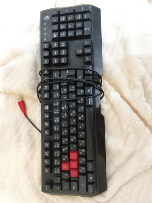 Продаю клавиатуру