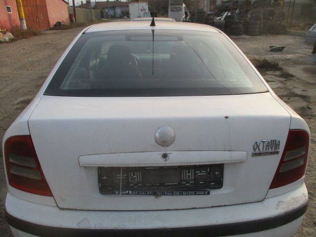 Hayon complet usa spate luneta geam Skoda Octavia 1 an 1998-2004