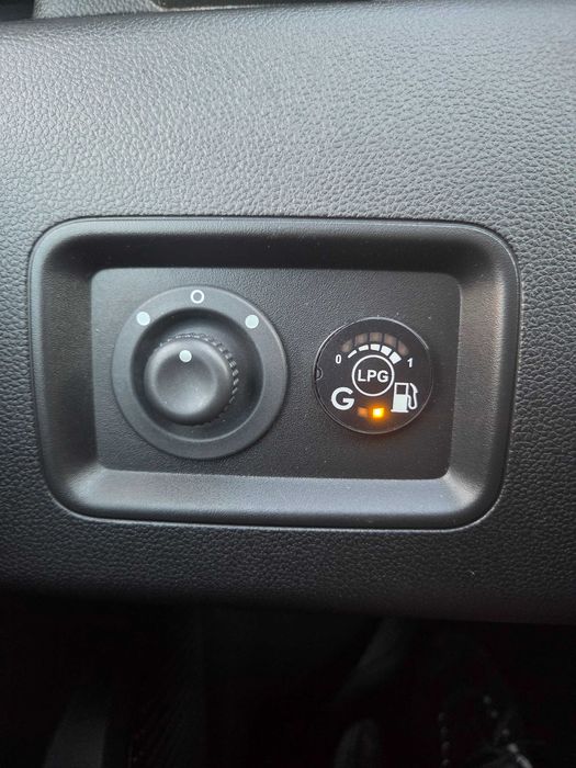 Vand Dacia Duster cu GPL