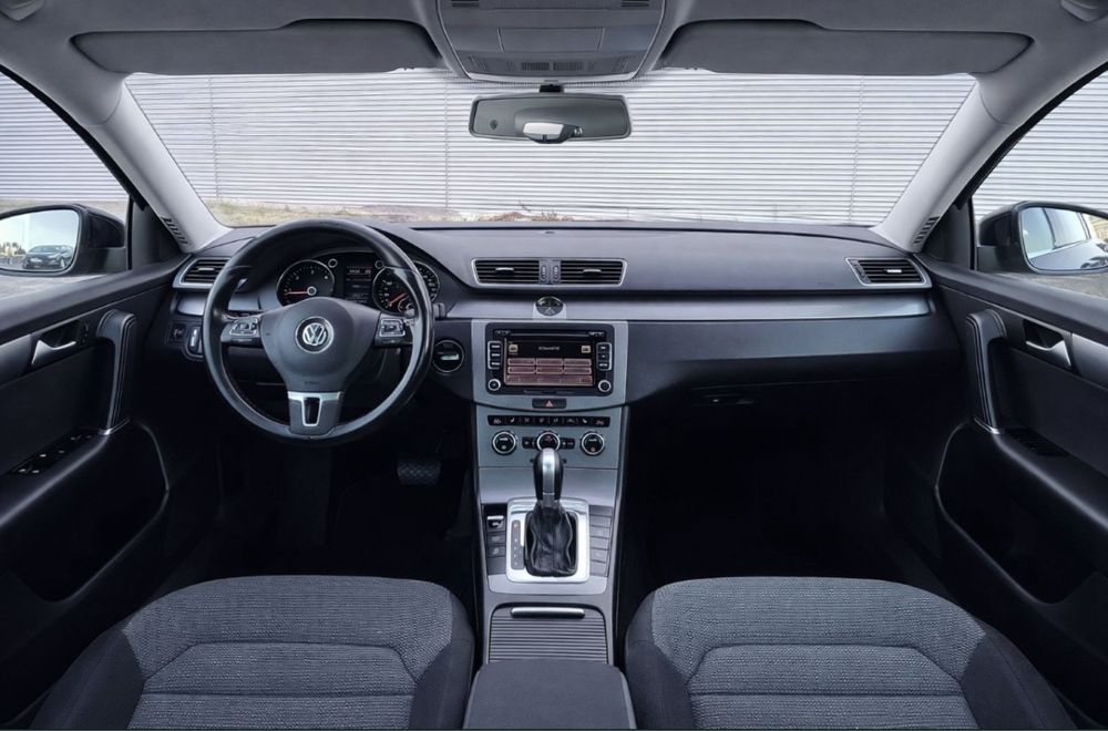 VOLKSWAGEN Passat 2012 — imagine 3