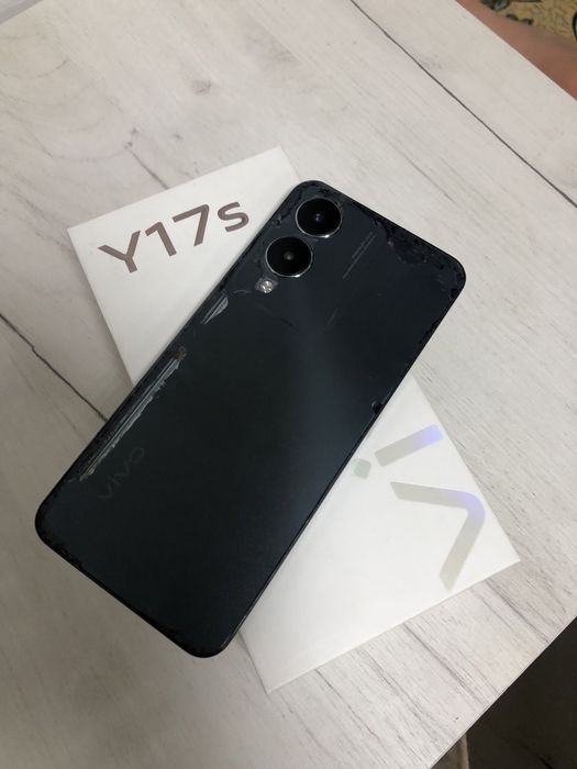 Продам/обмен Vivo Y17s