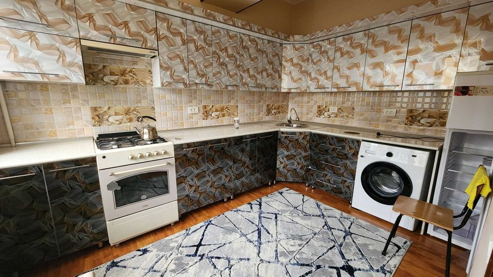 Сдается 2х комнатная квартира на 2 этаже Ориентир Торговый Центр