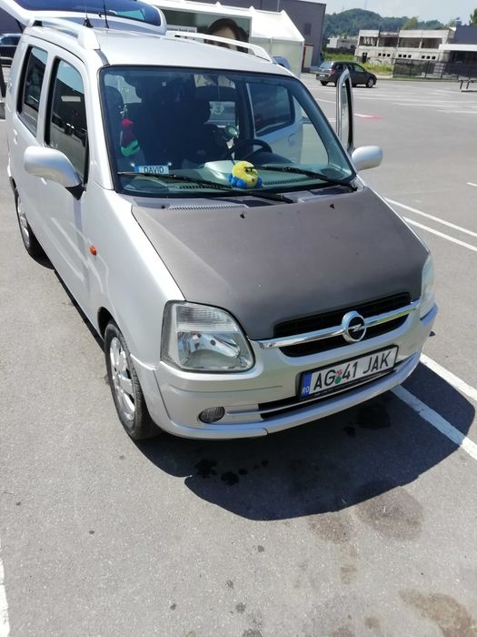 Vând AGILA 1,2 benzină cu GPL