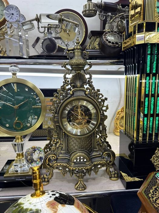 Президентский часов настольные  из лотона