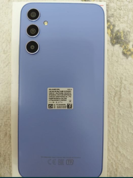 Самсунг А 34.128 гб.