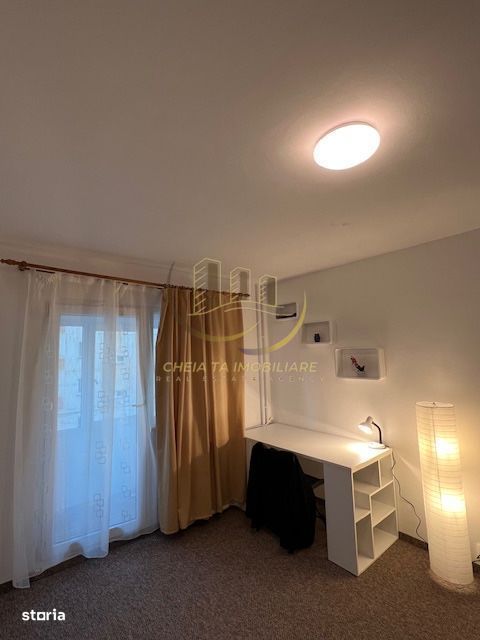 De închiriat - Garsonieră cartier Zorilor, balcon închis