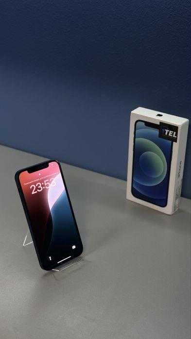 Продам iPhone 12