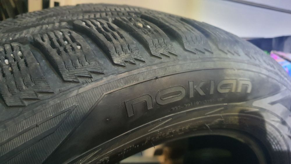Anvelope iarna Nokian 255 50 R19 Bmw X5, X6