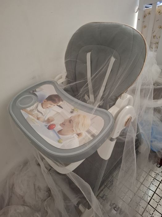 Bolalar ovqatlanadigan stuli