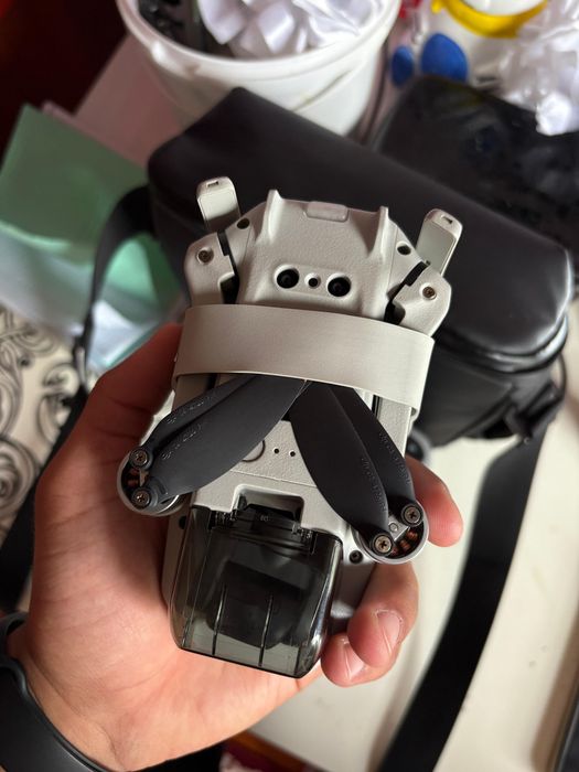 Дрон квадрокоптер DJI mini 2 Fly more combo