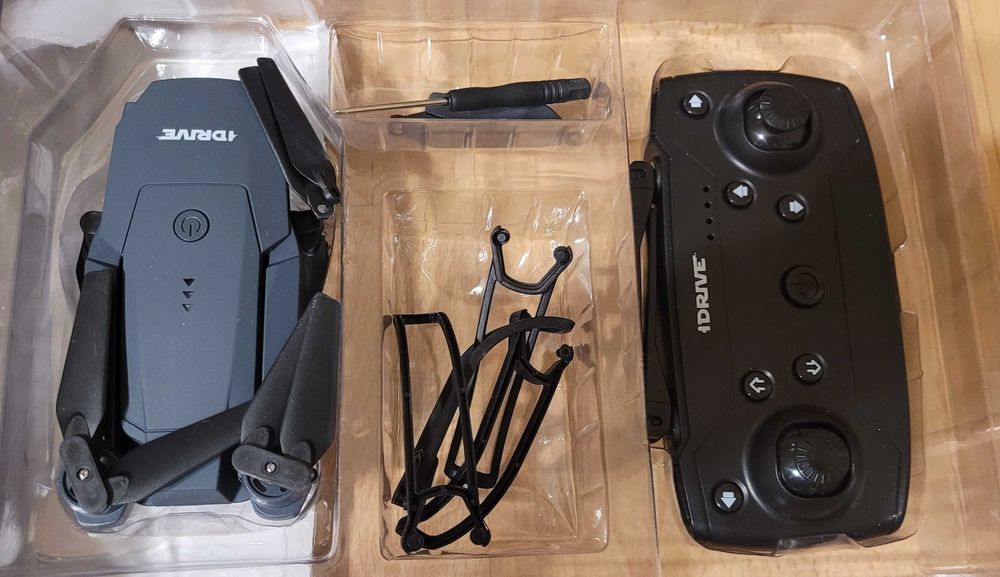 Drona iDrive video HD pliabila