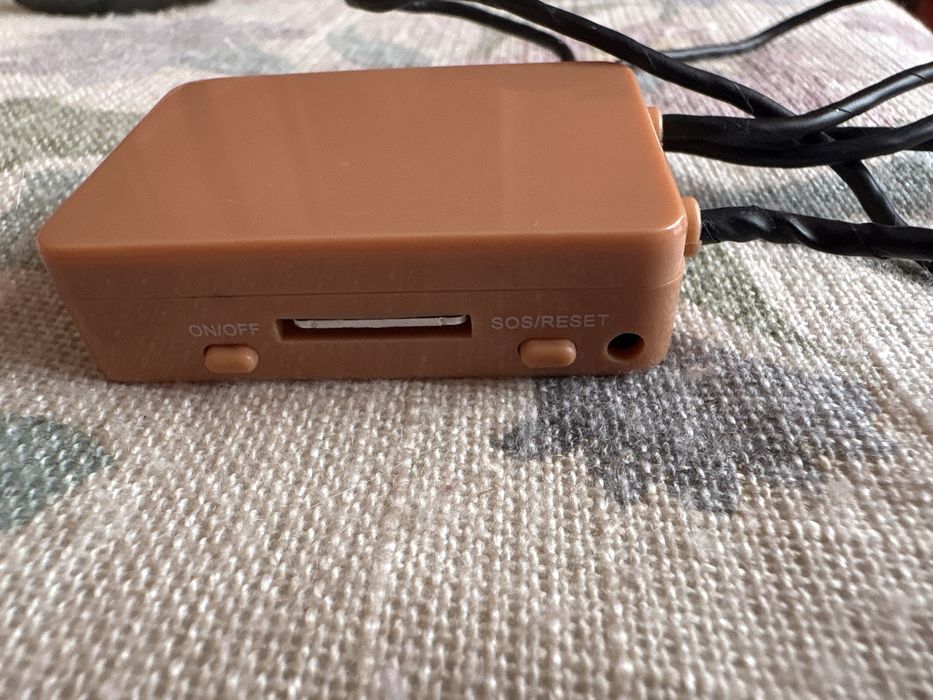 Cutiuta GSM Microvibratii cu colier si magneti