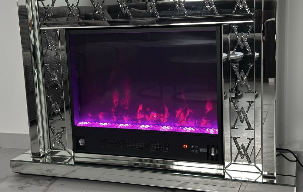 Șemineu electric decorativ din sticlă cu detalii elegante – NOU