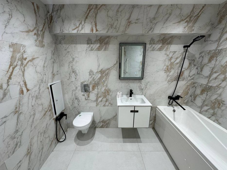 Продаётся В центре Города 3ком Ц-5 Минор / Na Nebe / Школа Эрудит