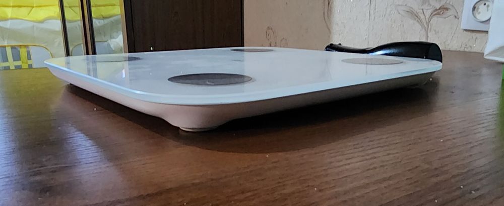 Весы Xiaomi в отличном состоянии