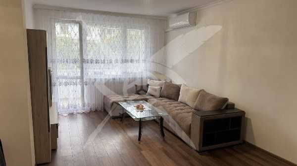 Продава се Тристаен апартамент в Бургас, Лазур - 76 кв.м за 1644 €/кв.м - Снимка #1