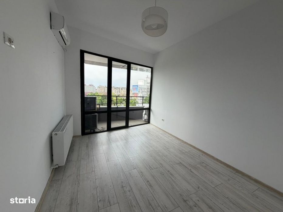 Spatiu de inchiriat – cladire moderna, central, etaj 3 cu lift, tera