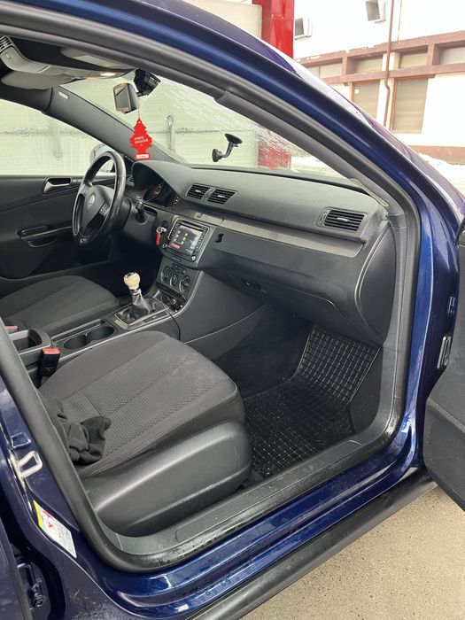 Volkswagen Passat B6 2.0 TDI Manual