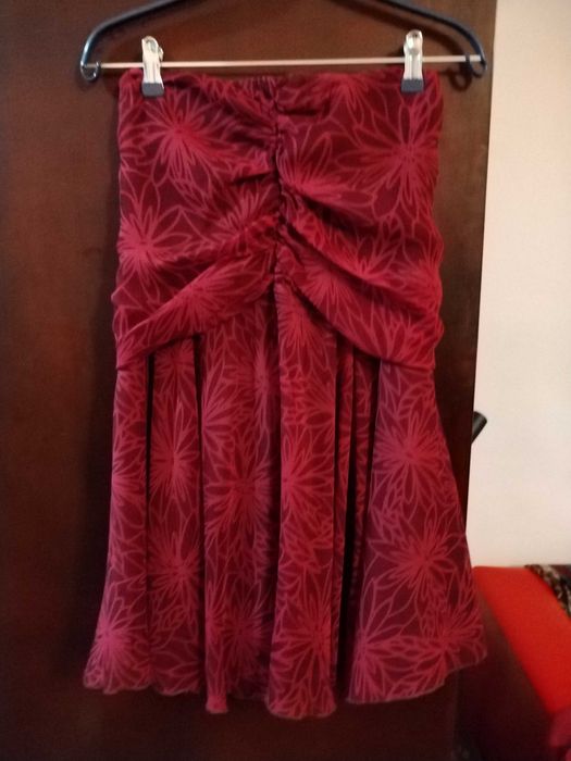 Haine de ocazie - rochii, fuste