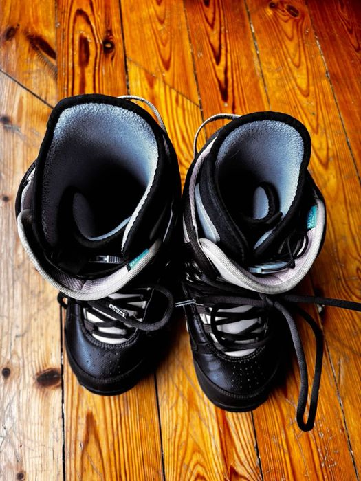 Дамски сноуборд обувки Burton Moto