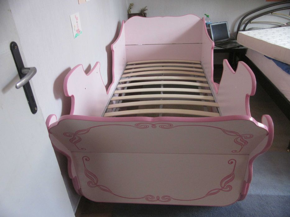 Промоция до края на годината Швейцарско детско легло  Каляска