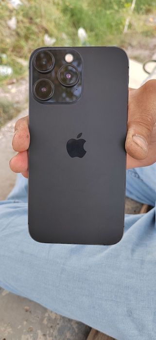 Iphone xr 16pro korps qoyilgan holati ideal