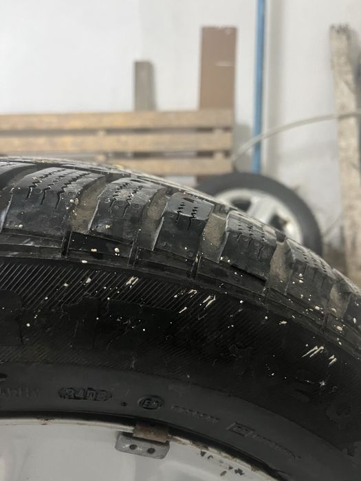 Зимняя резина вместе с дисками