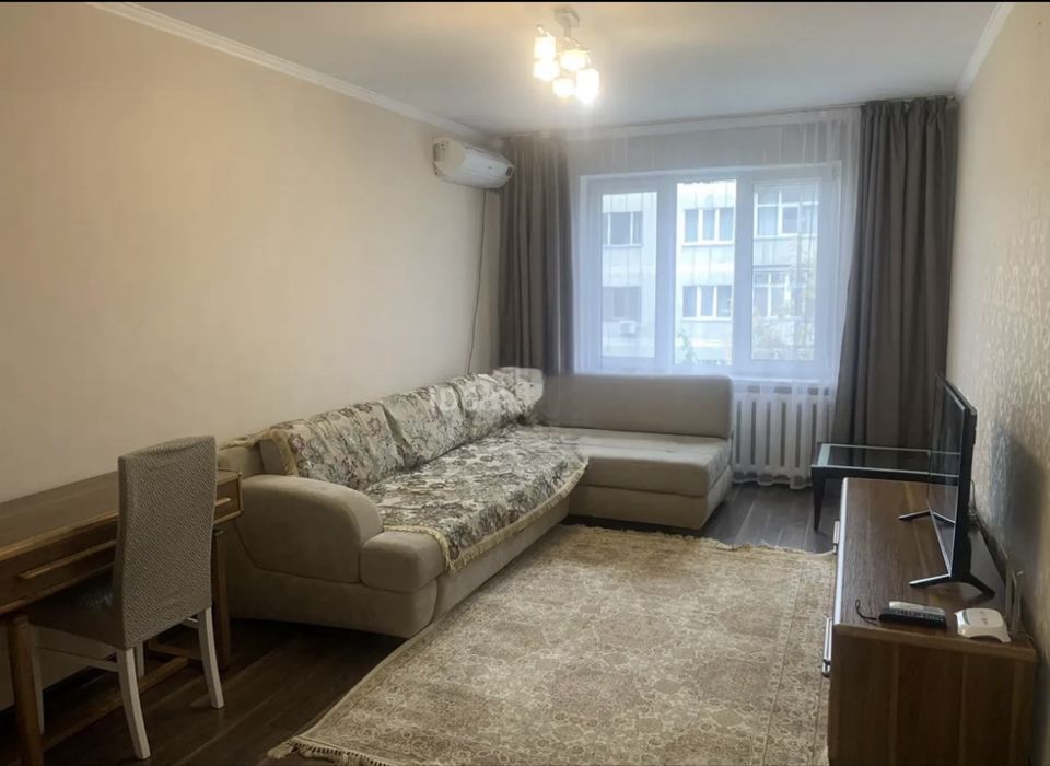 Люстра 6-рожковая