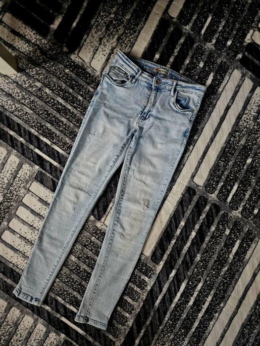 Лот дамски дънки