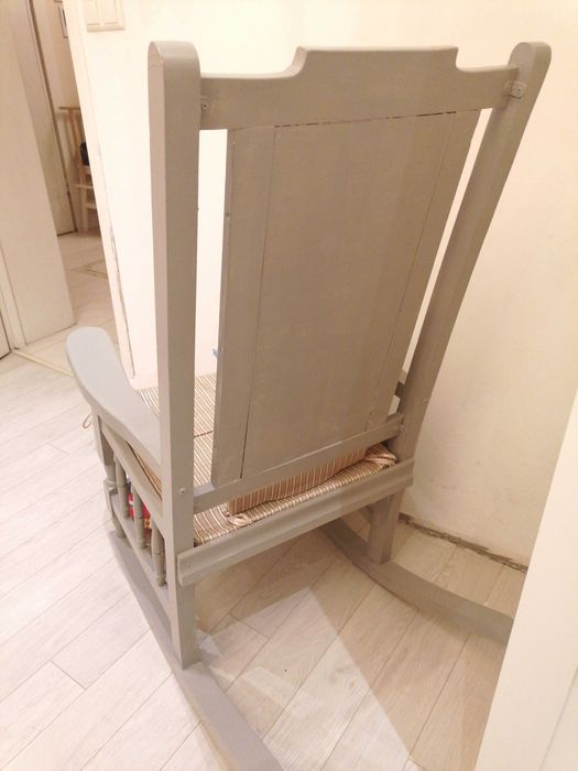 Люлеещ стол масивно дърво