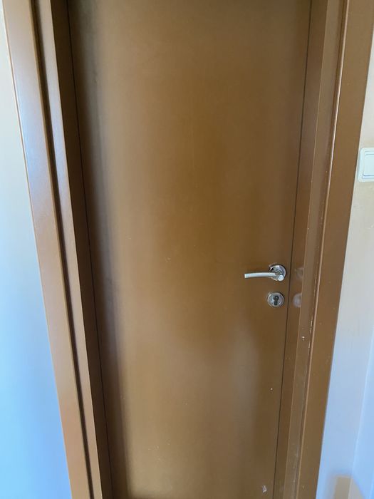 Интериорни врати