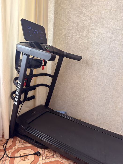 Продам беговую дорожку