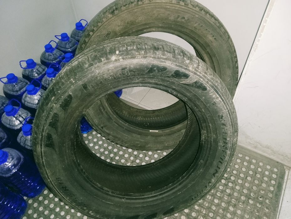 Продам шины в хорошем состояний