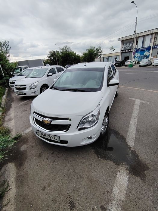 Автомобиль Кобальт