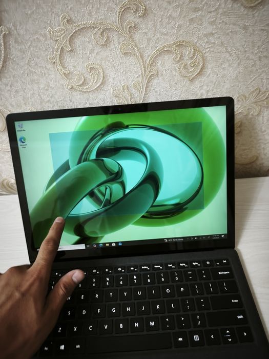 Microsoft Surface Laptop 2 Alcantara