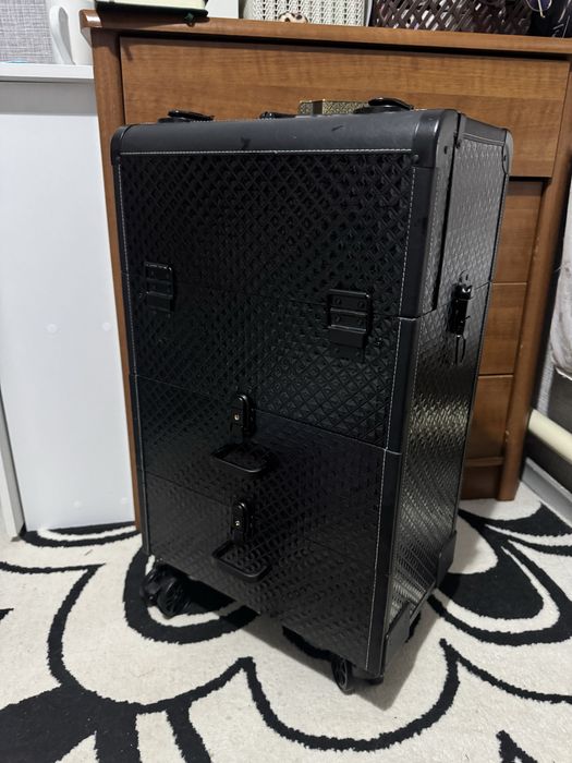 продам чемодан бьюти