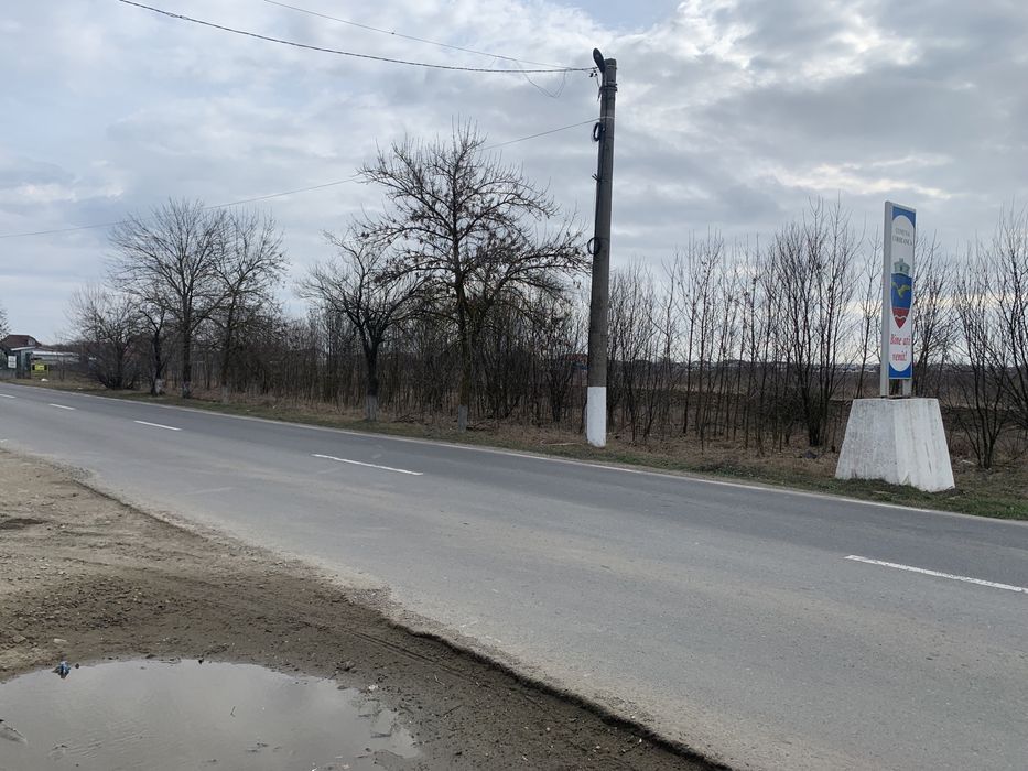 Teren de vanzare/Inchiriat 100€mp (1470mp)